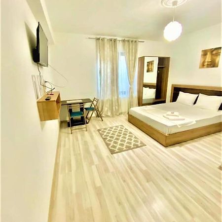 Ipsilanti House Aparthotel Iasi Ngoại thất bức ảnh